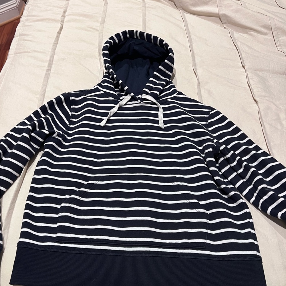 Amazon Essentials Striped Hoodie in Navy and White